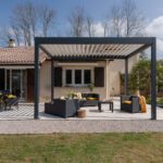 Pergola autoportée bioclimatique